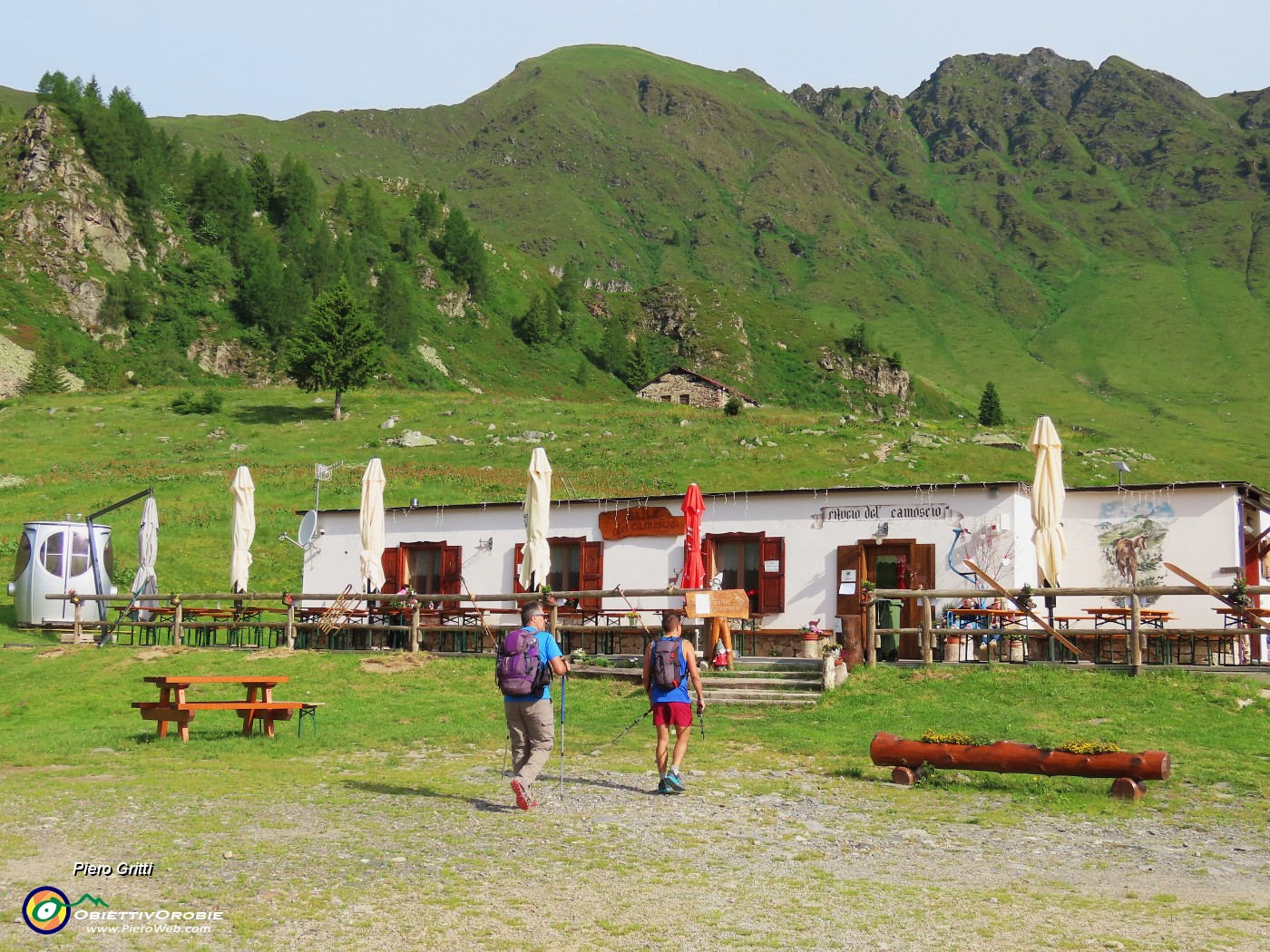 11 Baita del Camoscio (1750 m).JPG